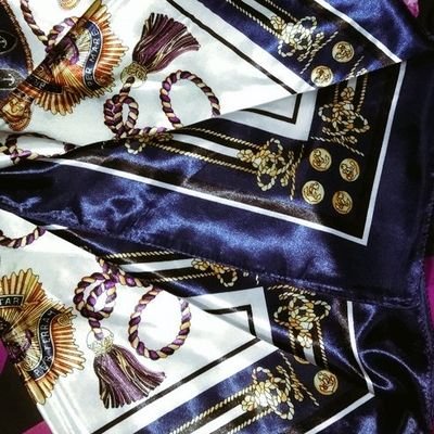 SukaScarfSatin's profile picture. 