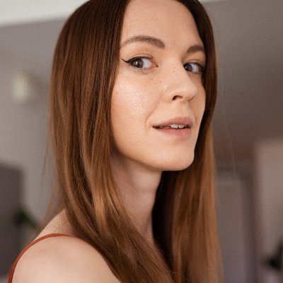 AnyaTuros's profile picture. Founding Product Designer at @lighthousehq_