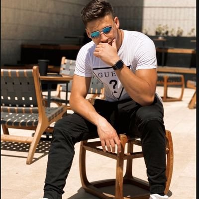 CivanSansa24's profile picture. Kahve kokusu, iyi müzik ve biraz da umutla yaşıyorum