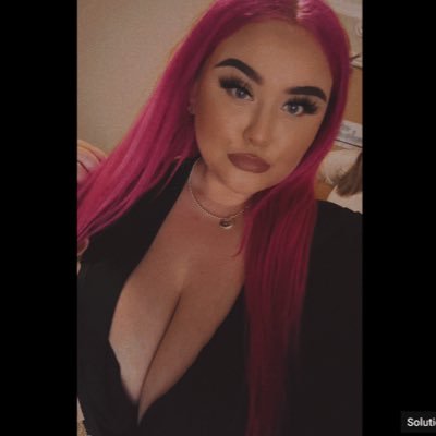 Level 28. Gamer, Twitch Affiliate🎮 . Football⚽️ . Gigs🎸 . Engaged to @LSissoYCFC🤎