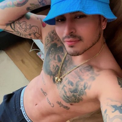 RoBbErtTH's profile picture. To Infinity and Beyond