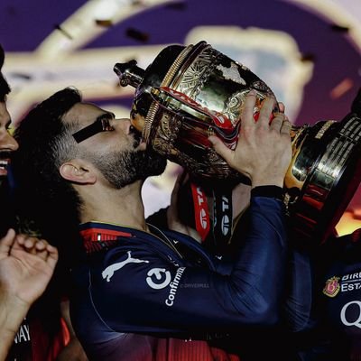 dumb_hridoy's profile picture. ⸙