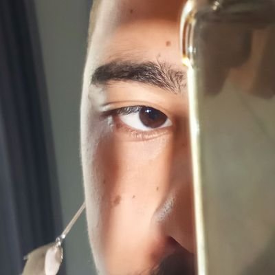 Tr3yc0mplains Profile