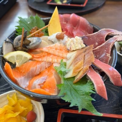 JksOnespoon1168's profile picture. ポケカ収集と海鮮丼