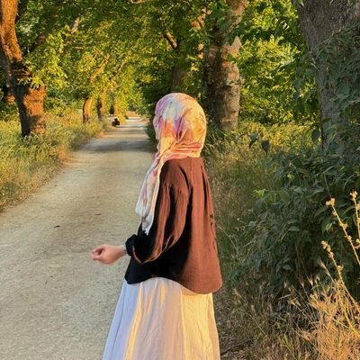 Hûş der-dem, öğretmen