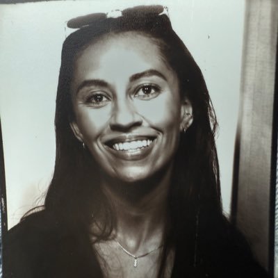 news editor @cbsnews | pop culture aficionado & former midwesterner | past lives: @politico, @axios