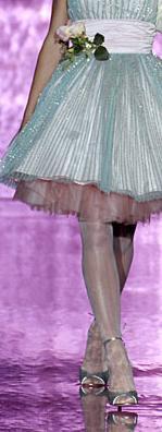 tiarefolyer's profile picture. born in london, moved to nyc for work in fashion.. just spend my time traveling and working now. wanna know more, just ask ;)