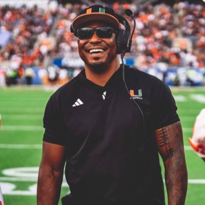 Believer | Father | Mentor | RB Coach @CanesFootball | National Champion | Matthew 19:26 | Faith Over Fear | EAT | AFCA 35 under 35 | #ItsAllAboutTheU🙌🏾