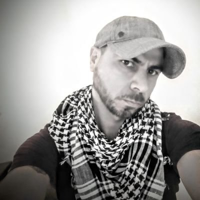 VictorCG0000's profile picture. Que el destino me guíe al puerto qué siempre he querido.