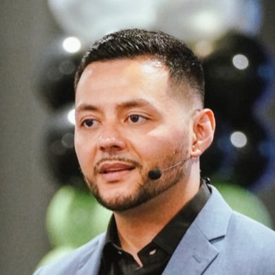 Pastor, Entrepreneur, traveler and passionate to see people WIN!