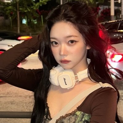 belllie’ve since RXR 🙂↕️☝️ | professional tsuki stan | billlie4life