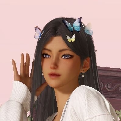 bananaspeeling's profile picture. She/her, 20+