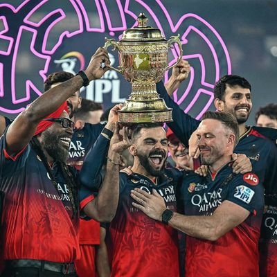 SujalYa11588115's profile picture. kohli,abd,siraj,patidar,jitesh,sundar
salt,hazlewood,tim david,romario 
krunal,bhuvi,bethel,dev
yash,suyash,Livingstone,mayank,chhikara

#rcbianforever
2025 🏆