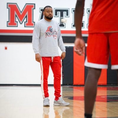 Las Vegas 📍Coach for PFB Elite. Basketball coach at Mater East🏀