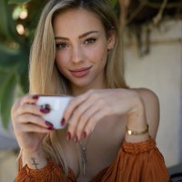Hiatus- Eleanor Kensington (@libertasflos) 's Twitter Profile