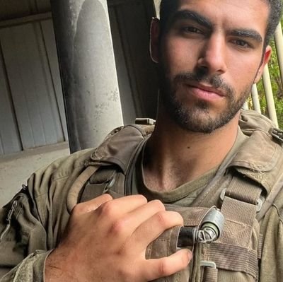 כוח לא מגיע ממה שאתה יכול לעשות. זה נובע ממה שאתה מאמין שאתה יכול לעשות. משרתים בכבוד, בגאווה ובמדינה