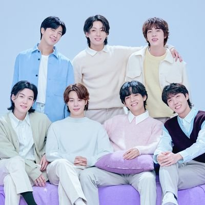 💜 OT7. Here for BTS & Army. Won't tolerate antis, solo's, Boycotters, or any private agenda. 🔞 An ENFP-T ♋ in my villen era. Supports LGBTQ