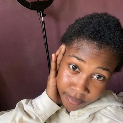 Praise371168301's profile picture. 