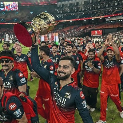 Virattk18's profile picture. @imVkohli 💓 // VIRAT // SHUBMAN GILL // RCB  GT ♥️💜 // INDIA 💙