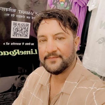 KukuRohill71976's profile picture. 