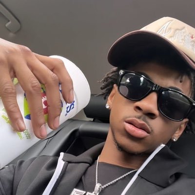 Ashleywood31471's profile picture. fly 🙂