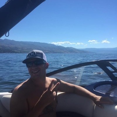 SoRandmlyAwsome's profile picture. 