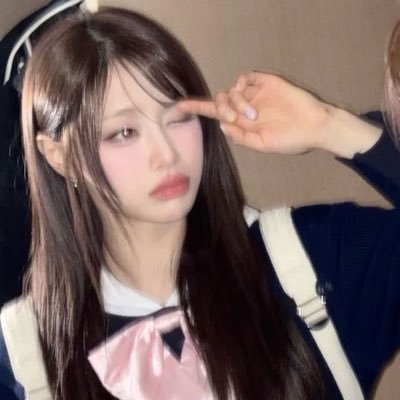 aemaive's profile picture. #RINKITAY: ruin me, ruin us, and i’ll let you. 🔖 (3/10)