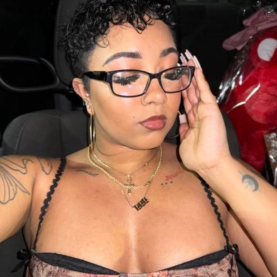 lilooo35923345's profile picture. tell me im pretty 🫶🏽