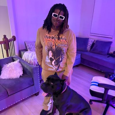 24K on TikTok 💫IG:12.4K YT 1.68k subscribers upcoming content creator I go by Munch Man🦸🏾🤪 I can make u shake 👅😩Dm for free onlyfans 🔗 903-559-0588 📲
