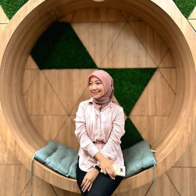 girl who love fashion & like to explore new things 🌹✨