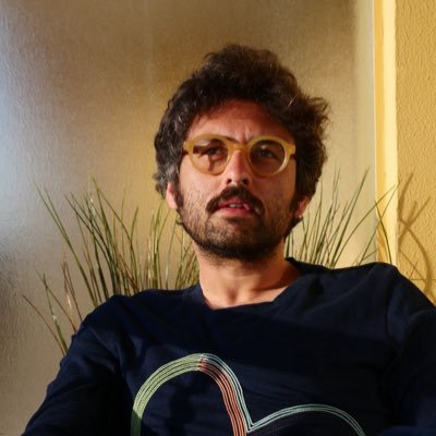 irish-iranian producer-songwriter | making melancholy-disco | “back in the thread” out now