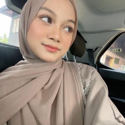 mairaahhhhhh's profile picture. livin'