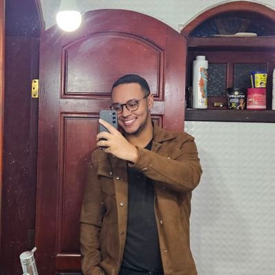 CaldeiraThu's profile picture. delírios de uma mente universitária (!?)