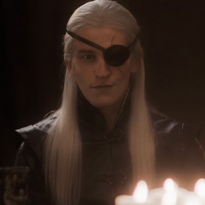 AhmdMhmd49825's profile picture. كُل البلايا على الإنسانِ  هينةُّ إلا فُراق عزيزٍ ضمهُ الأجلُ اللهم ارحم كل من عز علينا فراقهم و اجمعنا بهم يارب