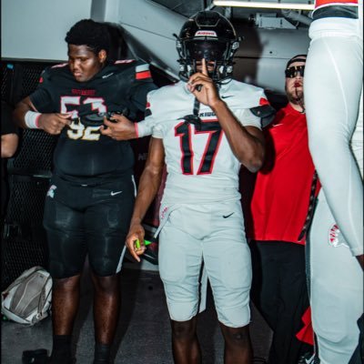 burch_marquaan's profile picture. Miami Southridge Senior Highschool |ATH|CO 2027| 5’10| 160lbs | 2.0 gpa|📲-786-768-4940| Email- nitrodezzy@gmail.com