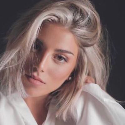 mouuniera's profile picture. Seulement.️
