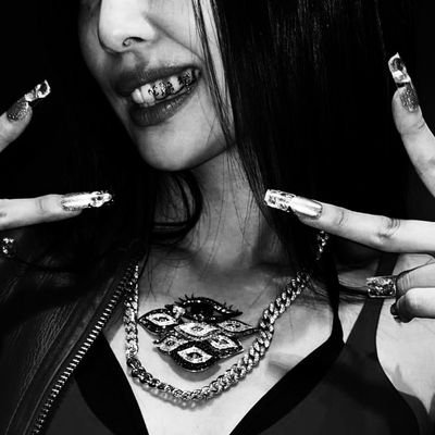 Zozo_cool660's profile picture. My favorites: Blackpink, BTS, Stray Kids, Lesfram, Baby Monster, and MEOVV😵‍💫‼️‼️