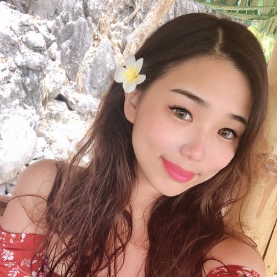I like traveling, watching movies, eating and investing.