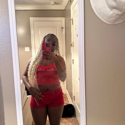 kuwheaven_'s profile picture. HeavenSanai’ , Jus here to tweet my thoughts