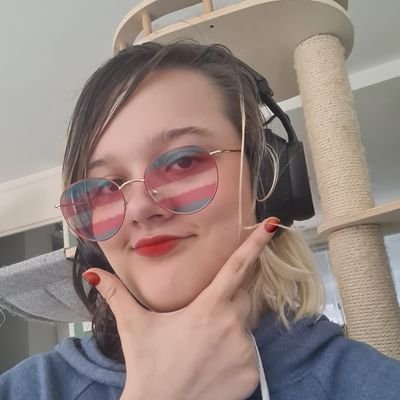 Fable or Fables ♡ 18 ^^ ♡ they she zij hun limself ♡ somewhere along the lines of trans... ♡ always up for friendship ♡ trans inclusionary feminist