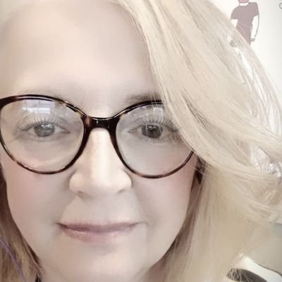 History,politics,reading, debates, tea & cake
TERF
Mother, Daughter, Sister, Auntie
Retired nurse/midwife. Chat open.
#Gosport UK