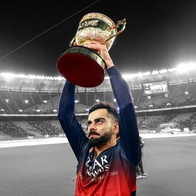 sss39486553's profile picture. 🇮🇳 | @imVkohli | @RCBTweets