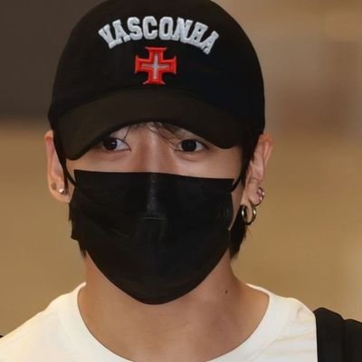Conta secundária até eu recuperar a outra.
Aqui seguirei - infelizmente - falando tudo que penso.
💜Ot7💜
