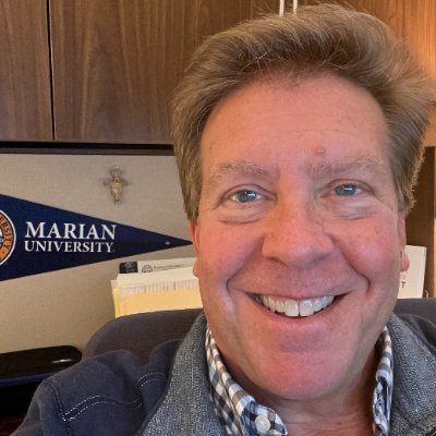 Family Physician. Papa, Dad, Husband. Indy native. Asst. Dean of GME @MUWCOMIndy BGE, Hoosiers, Colts, Pacers, Cubs, music, and NHRA racing fan. Go Cruz!