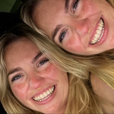 VictoriaBLAH93's profile picture. Hello... :)