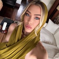 Emily👑 (@phyllisboyan) 's Twitter Profile