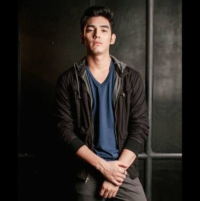 Joseph598231756's profile picture. 