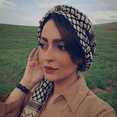 نداشتن هیچوقت این واژه ها سیاست...
(جدید نیستم اکانتم پریده بود)