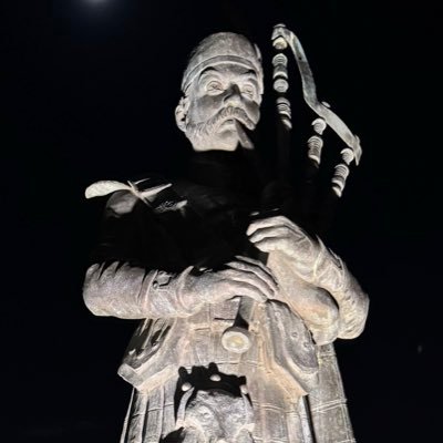 swflpiper's profile picture. Multi-generational FL native • Italian American • Proud Catholic • Lucky Husband • Girl Dad • Golf fanatic • FSU alum and Noles nut • Suffering Dolphins fan