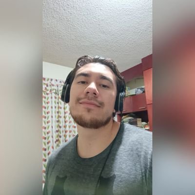 HectorDMOC's profile picture. 